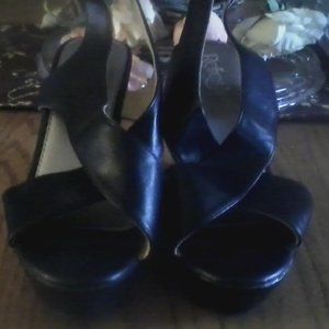 Black Wedges